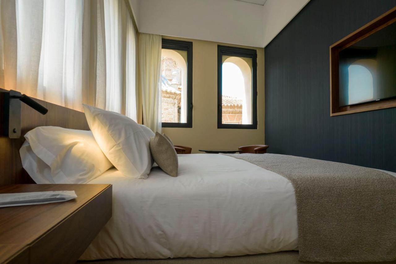 טרואל Hotel Palacio La Marquesa 4 Estrellas Sup מראה חיצוני תמונה